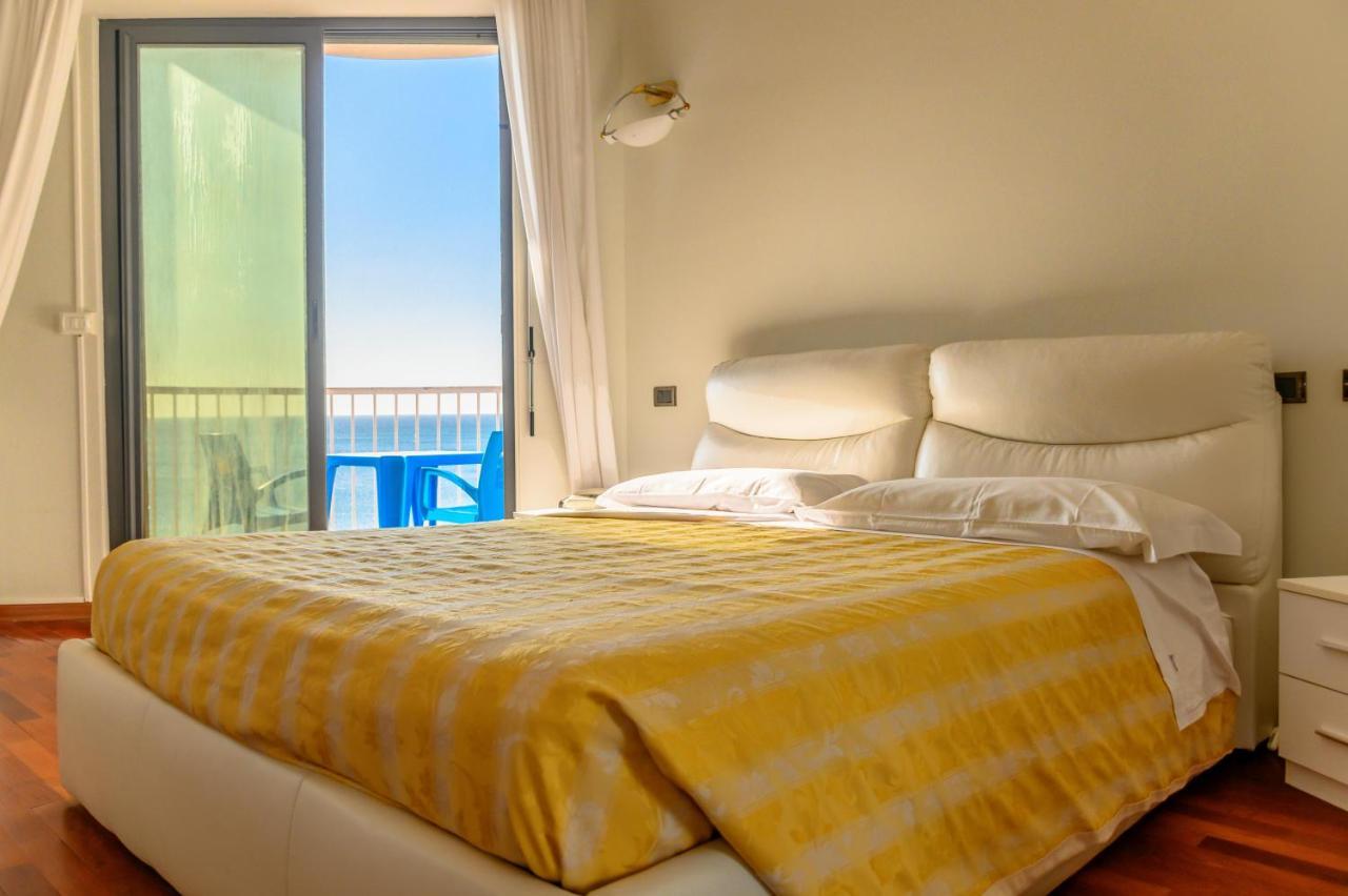 Hotel Sirenella Mele Dış mekan fotoğraf
