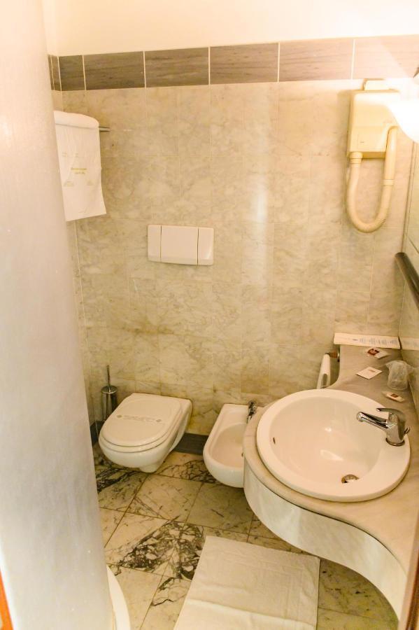 Hotel Sirenella Mele Dış mekan fotoğraf