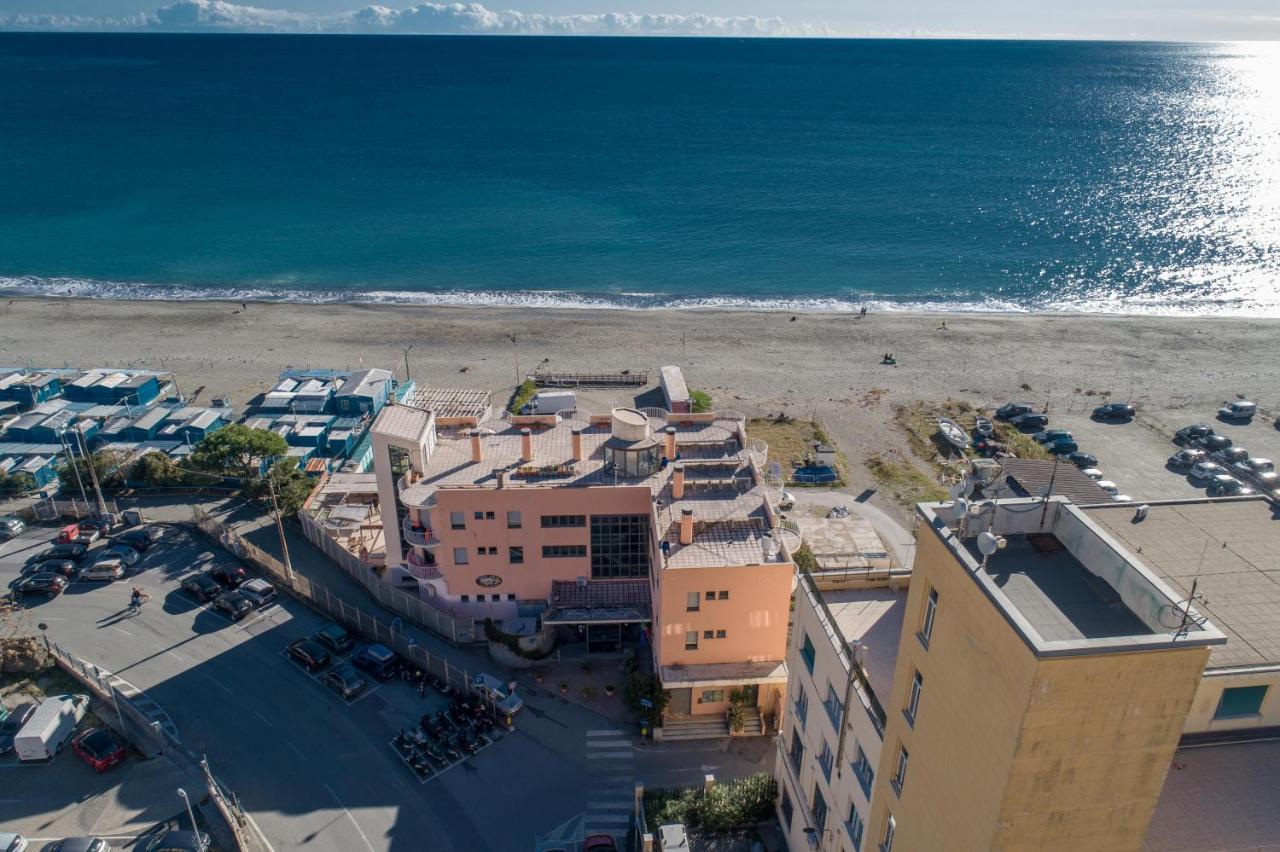 Hotel Sirenella Mele Dış mekan fotoğraf