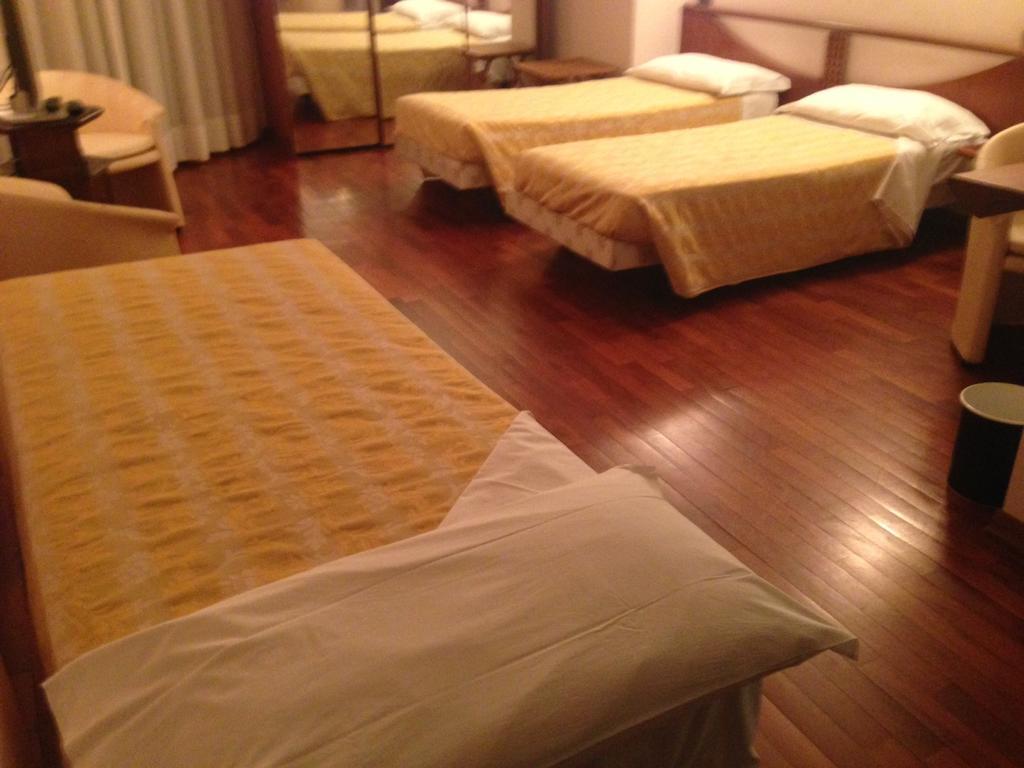 Hotel Sirenella Mele Oda fotoğraf